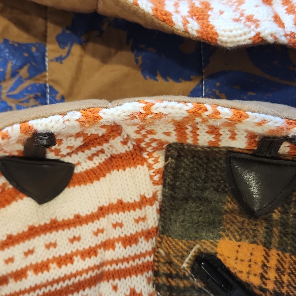 Da Nang quilted vest with removable hood - Picture 3 of 5